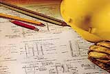 Plans et casque de sécurité