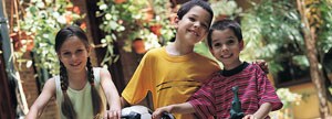 Niños sonriendo 