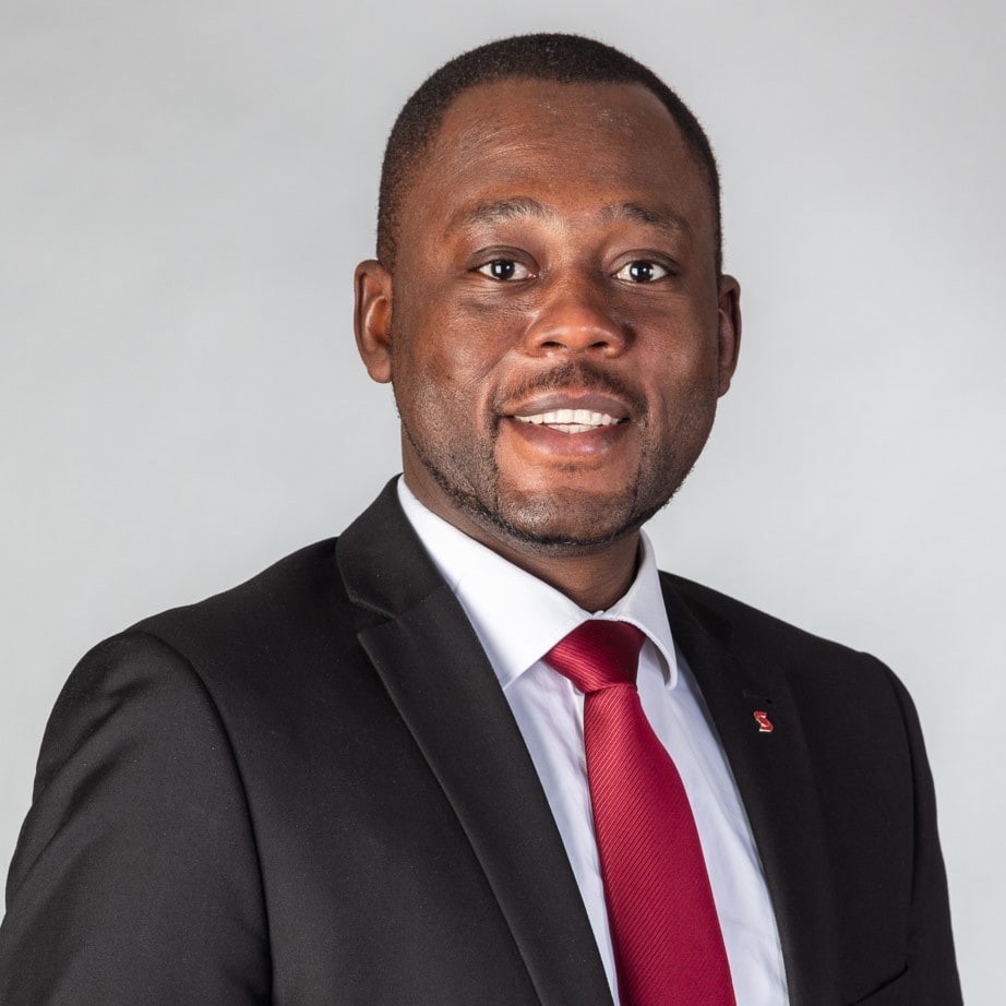 Headshot of branch manager Jonathan Morombaye